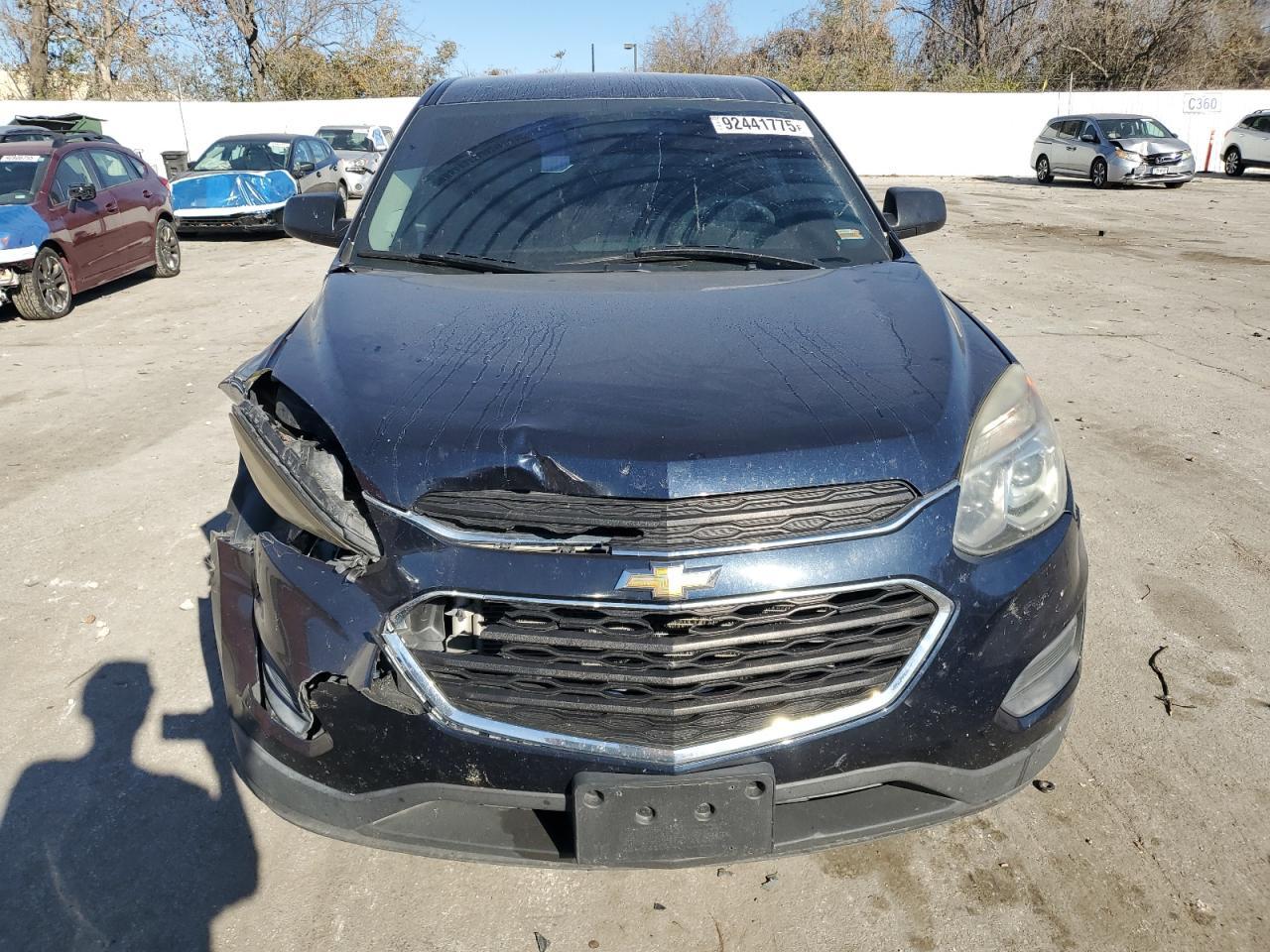 2016 Chevrolet Equinox Ls - Image 5