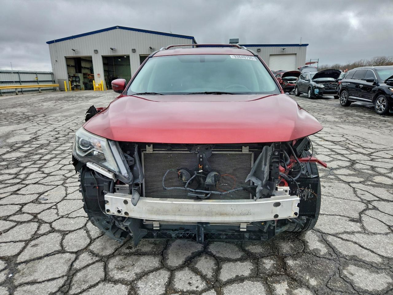 2017 Nissan Pathfinder S - Image 5