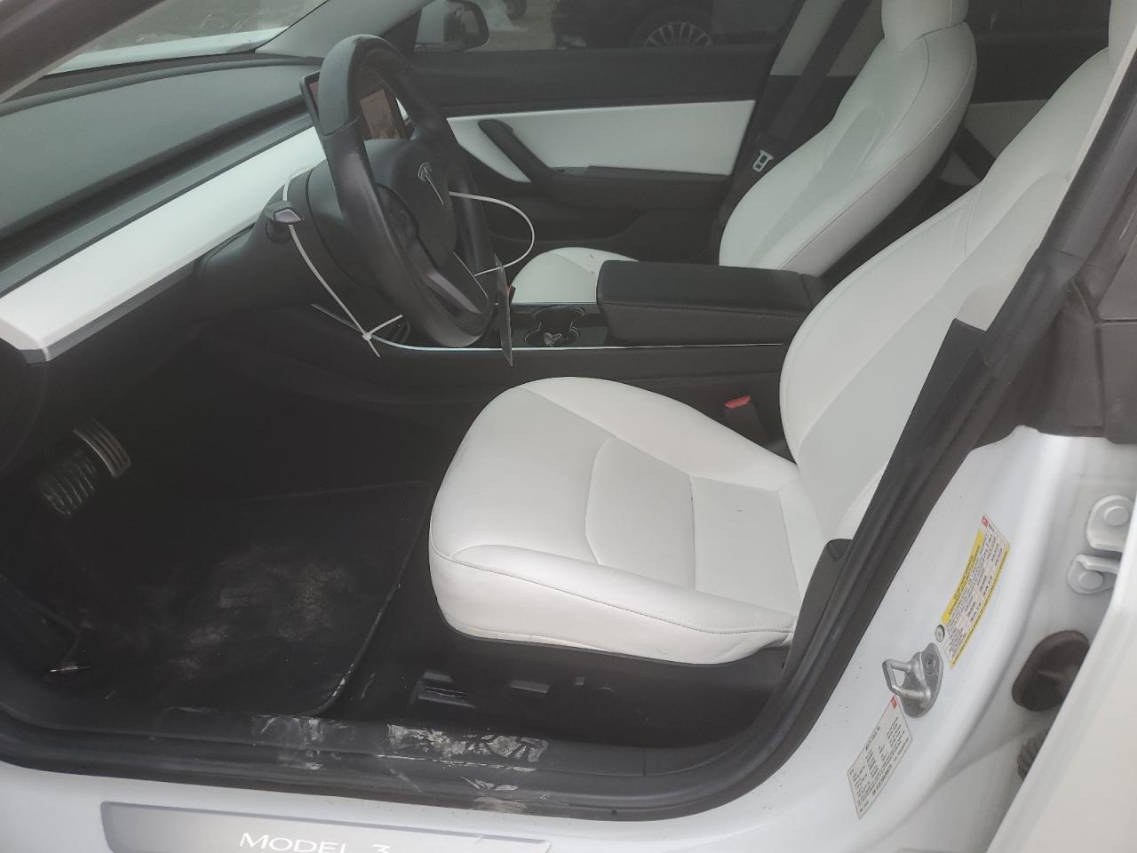 2018 Tesla Model 3 - Фото 7