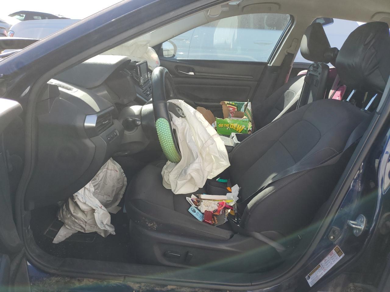 2021 Niss Altima - Фото 7