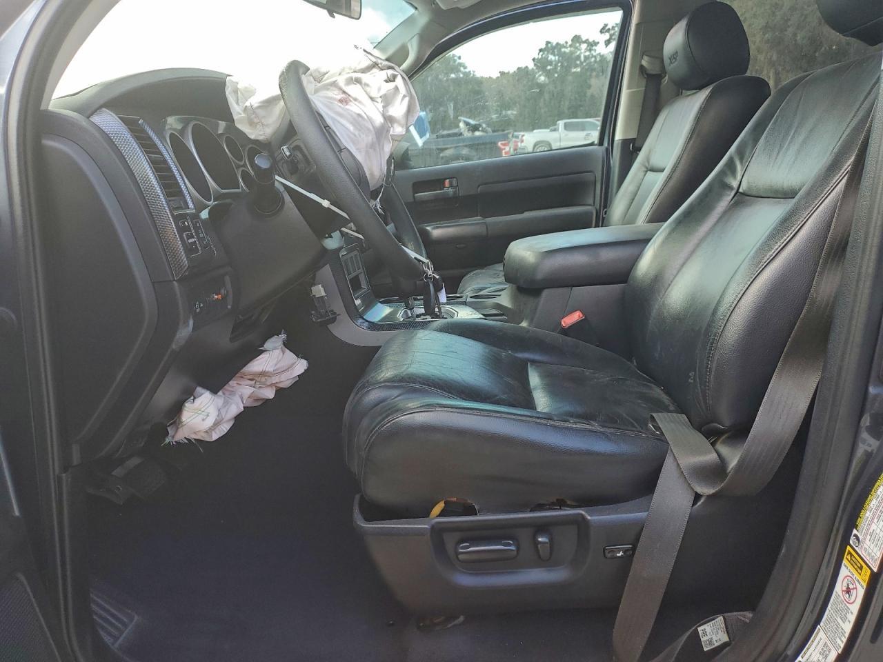 2010 Toyota Tundra Crewmax Sr5 - Image 7