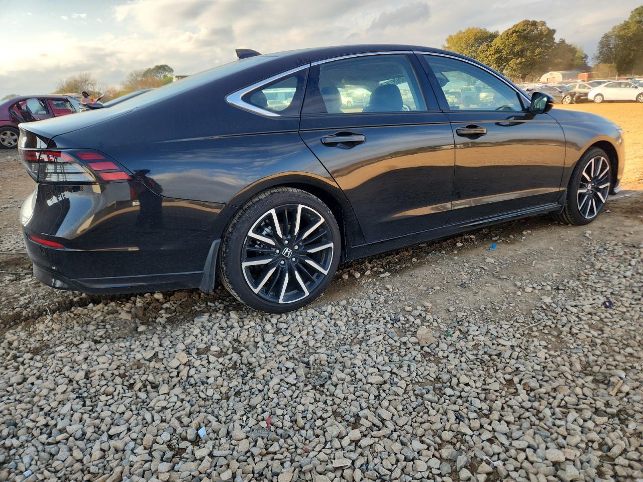 2025 Honda Accord Touring Hybrid - Image 3