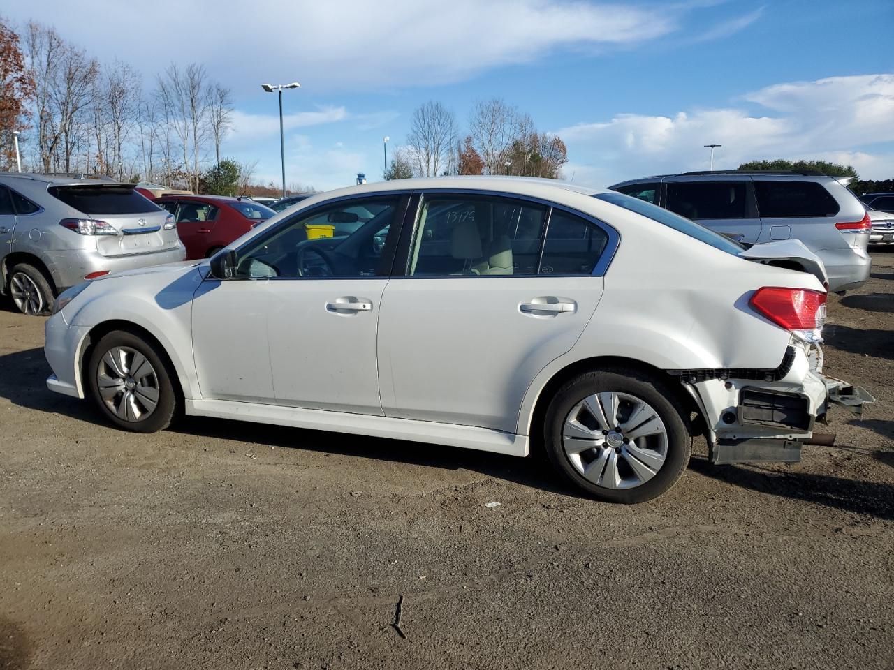 2013 Subaru Legacy 2.5I - Image 2