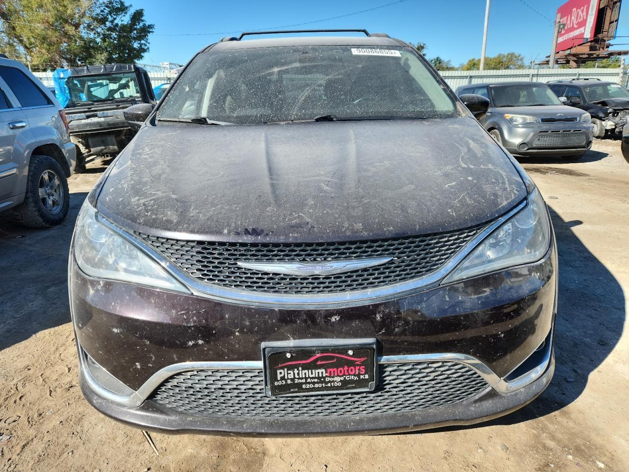 2017 Chrysler Pacifica Touring L - Image 5
