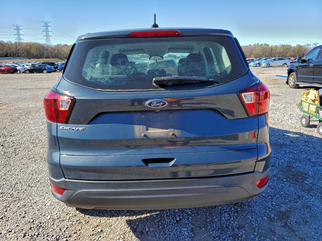 2019 Ford Escape S - Фото 6