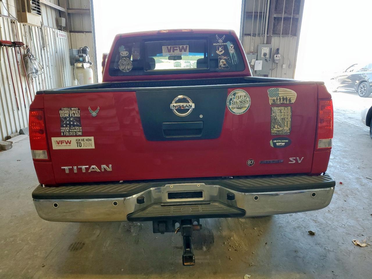 2011 Nissan Titan S - Фото 6