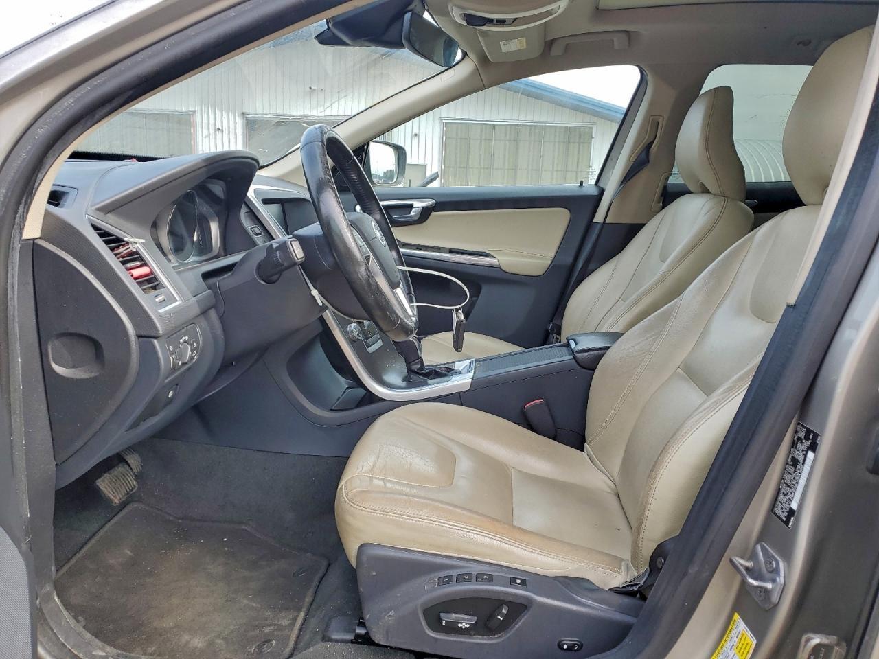 2016 Volvo Xc60 T5 Premier - Image 7