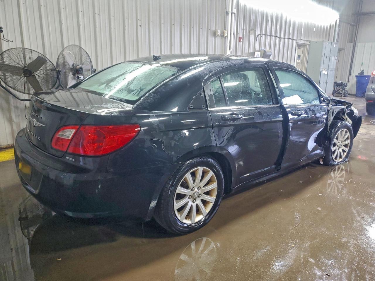 2010 Chrysler Sebring Limited - Фото 3