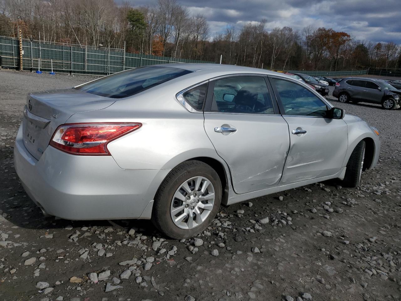 2013 Niss Altima - Фото 3