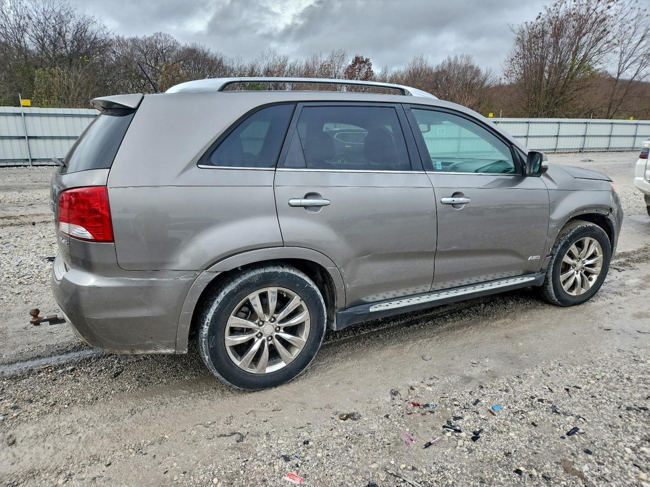 2012 Kia Sorento Sx - Image 3
