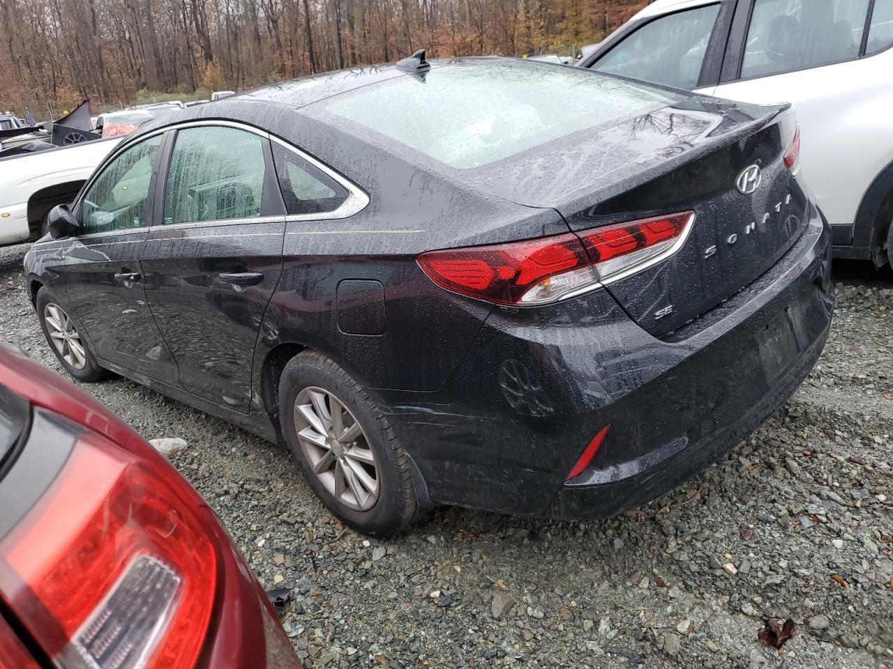 2018 Hyundai Sonata Se - Image 2