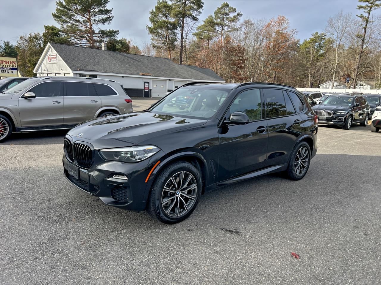 2021 BMW X5 xDrive40I - Фото 2