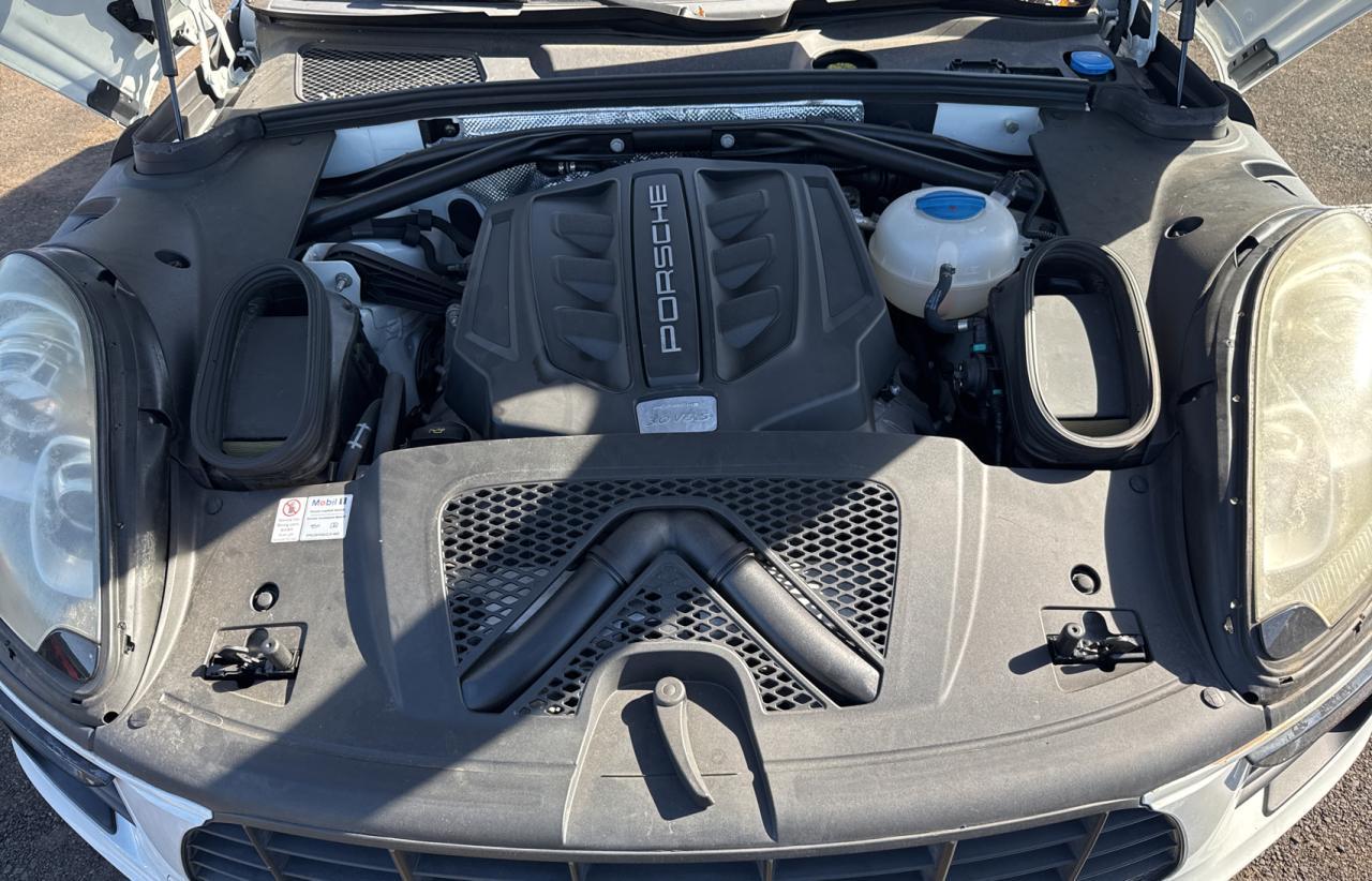 2017 Porsche Macan S - Image 7