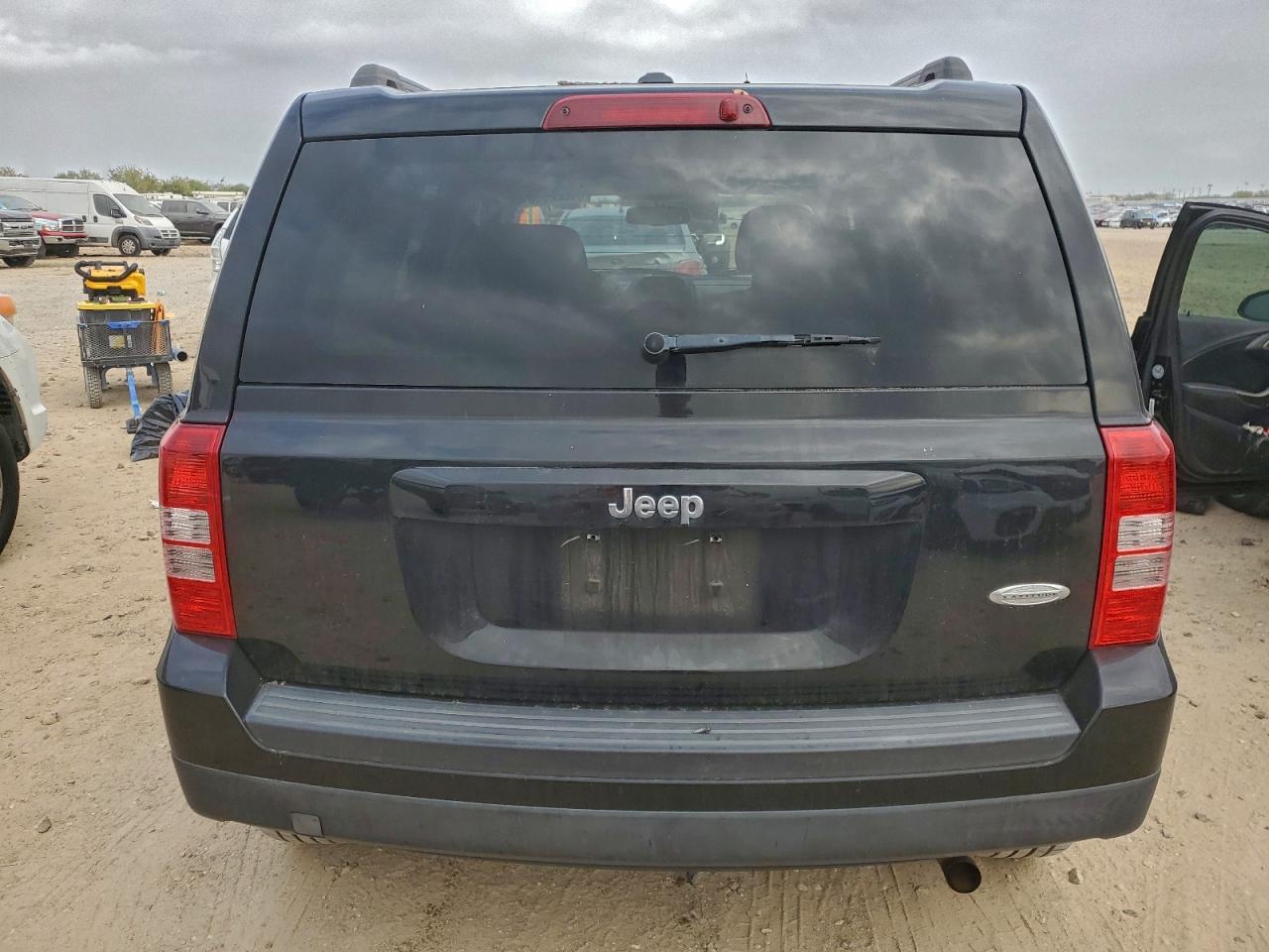 2015 Jeep Patriot Latitude - Фото 6