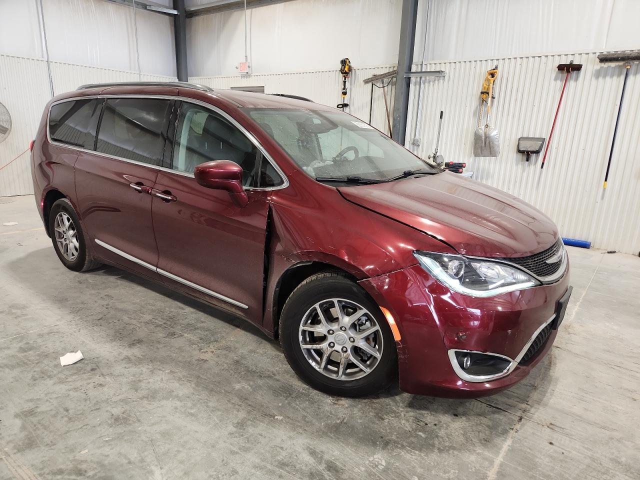 2020 Chrysler Pacifica Touring L - Фото 4