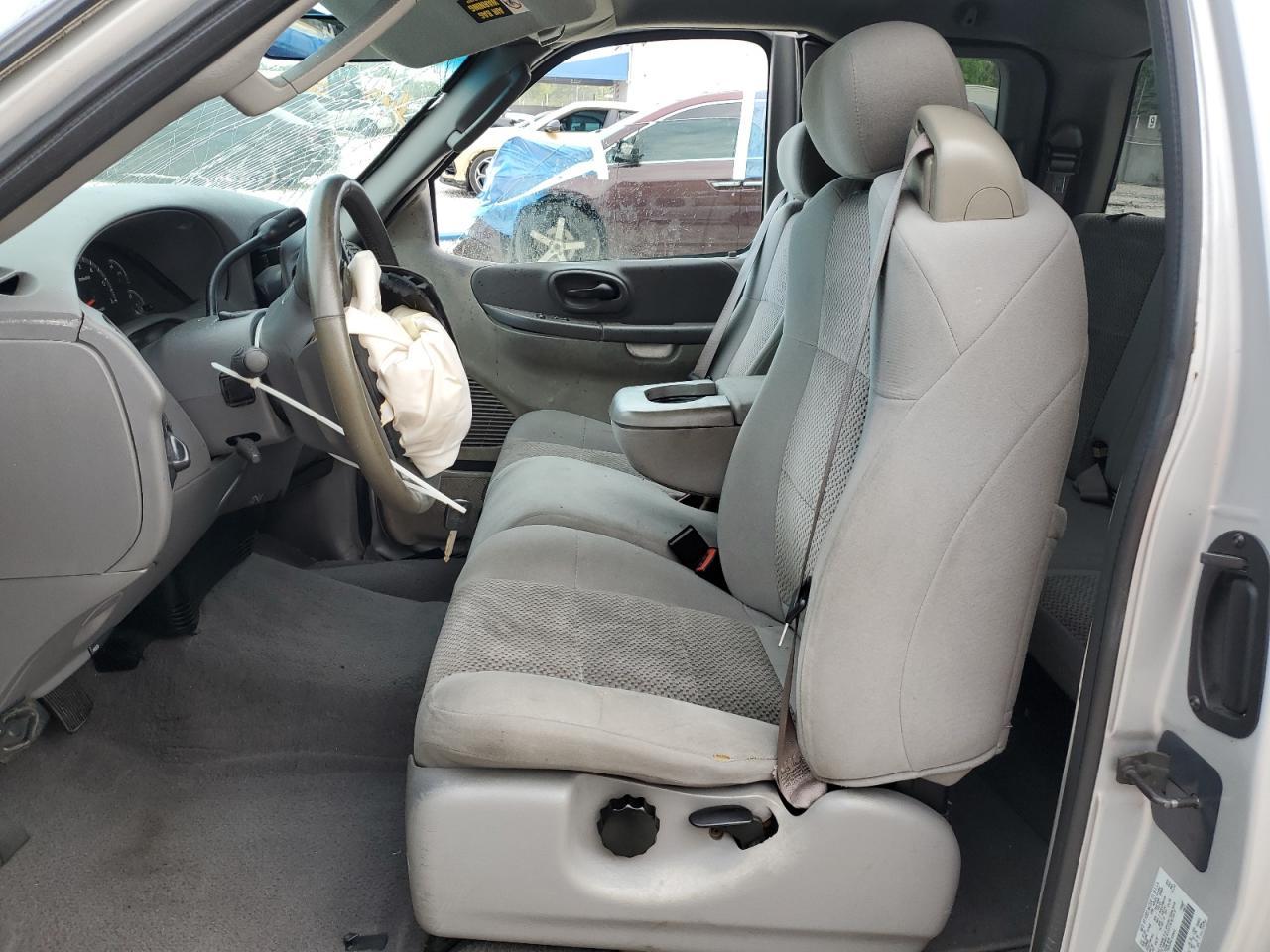 2002 Ford F150 - Фото 7