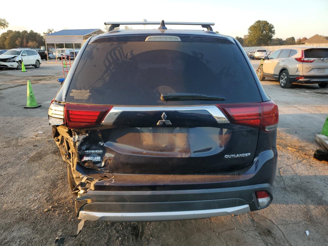 2018 Mitsubishi Outlander Es - Фото 6