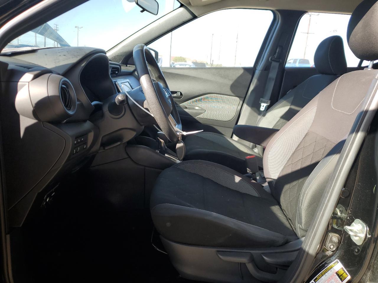 2020 Nissan Kicks S - Фото 7