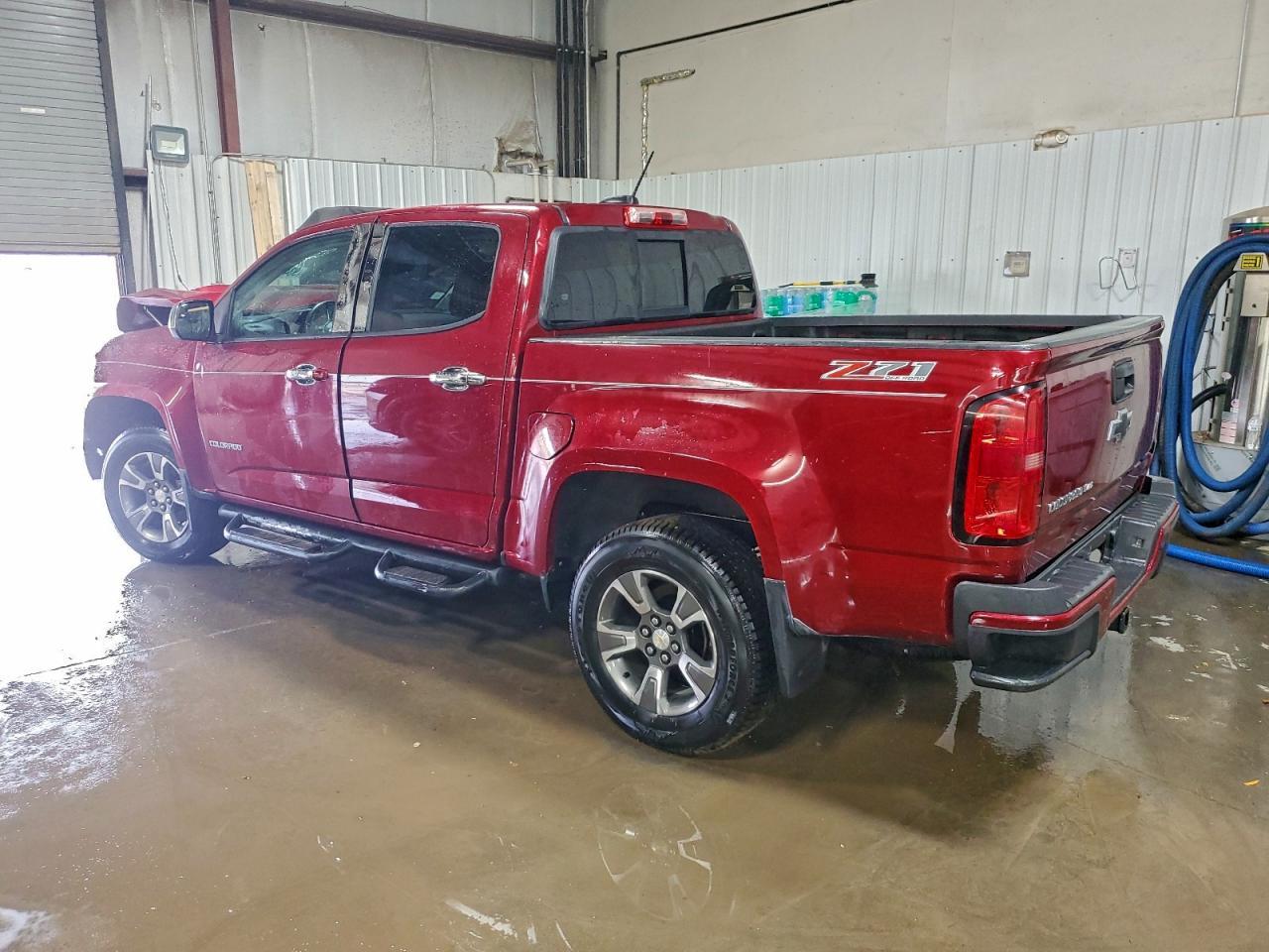 2017 Chevrolet Colorado Z71 - Image 2