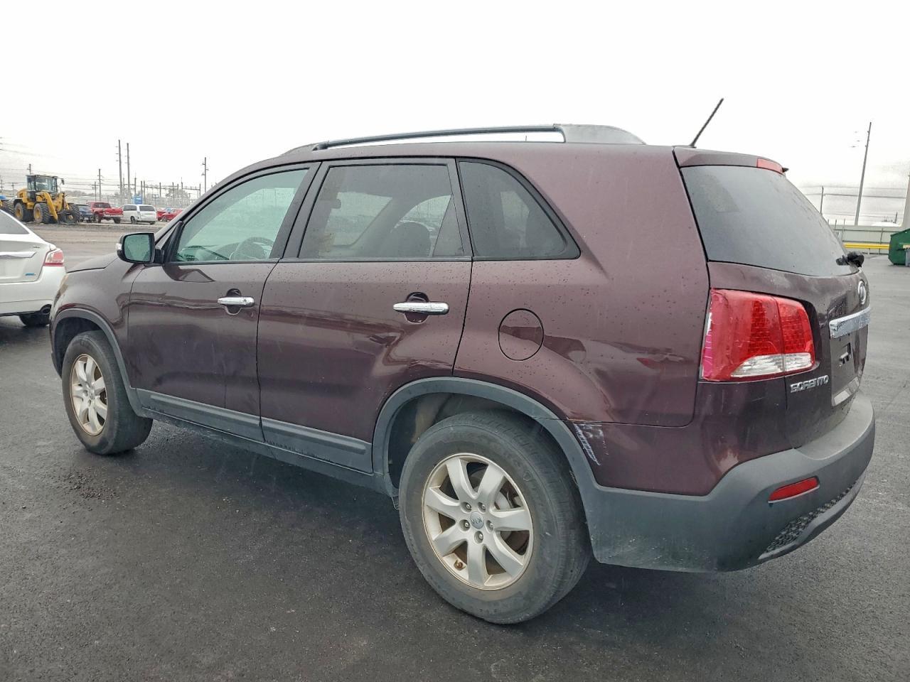 2013 Kia Sorento Lx - Фото 2