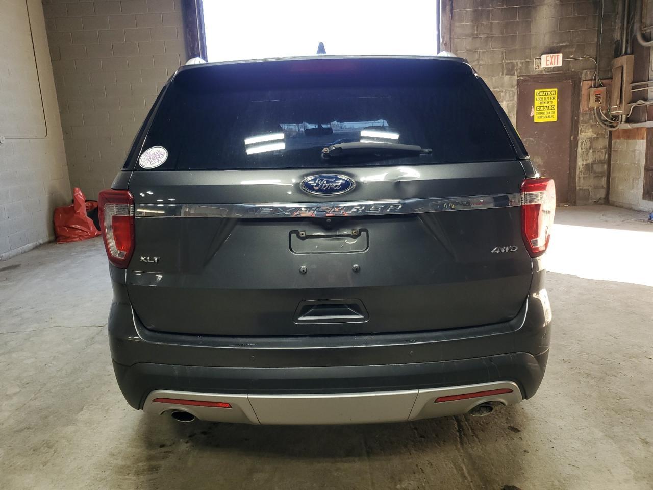 2017 Ford Explorer Xlt - Фото 6