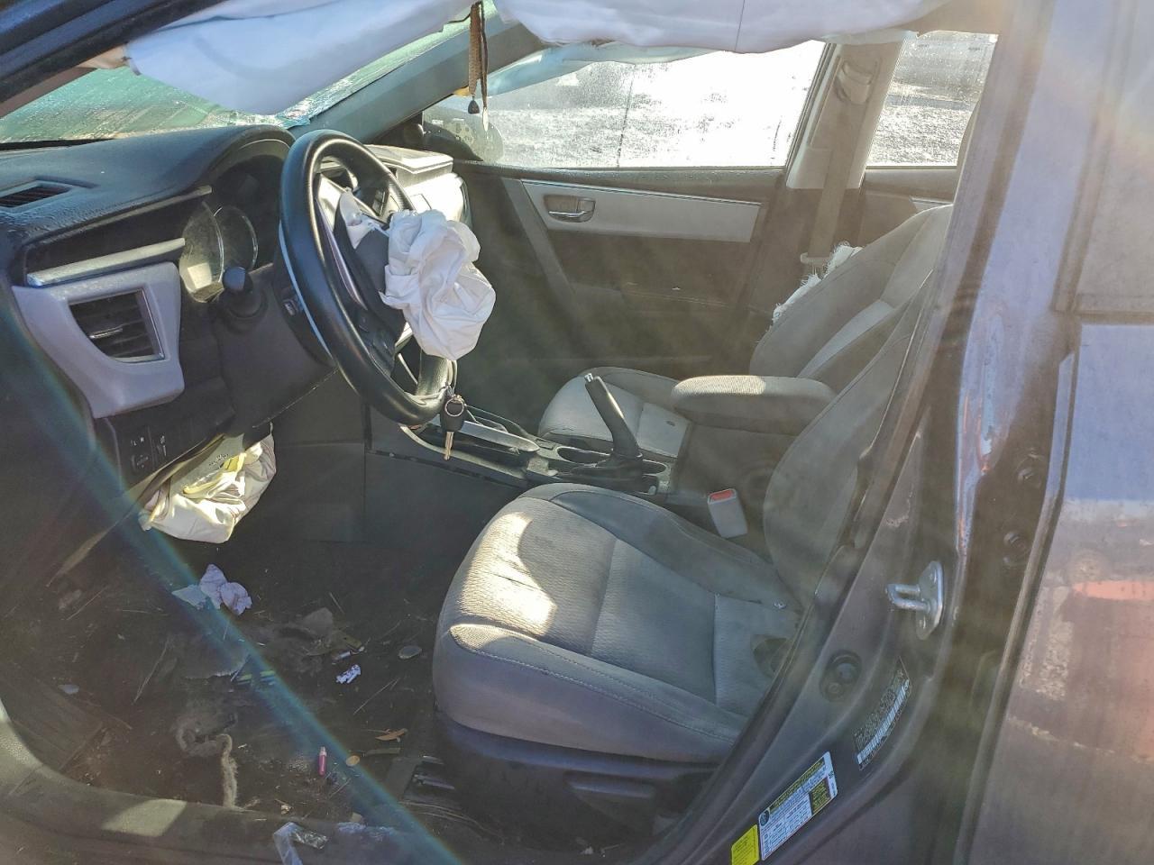 2015 Toyota Corolla L - Фото 7