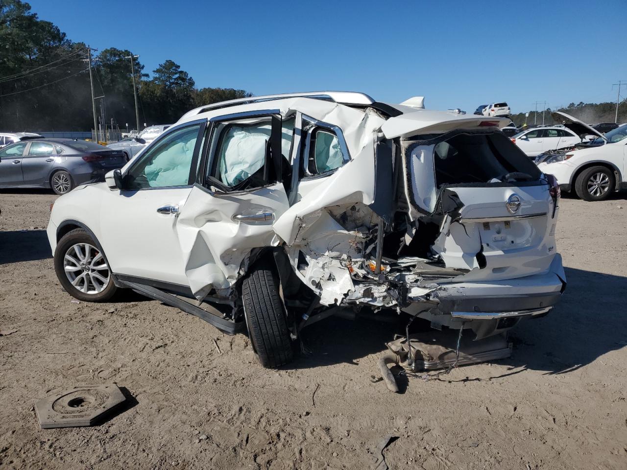 2019 Nissan Rogue S - Image 2