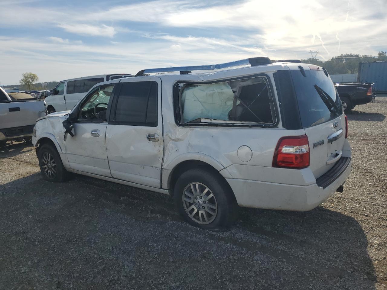 2014 Ford Expedition El Limited - Image 2