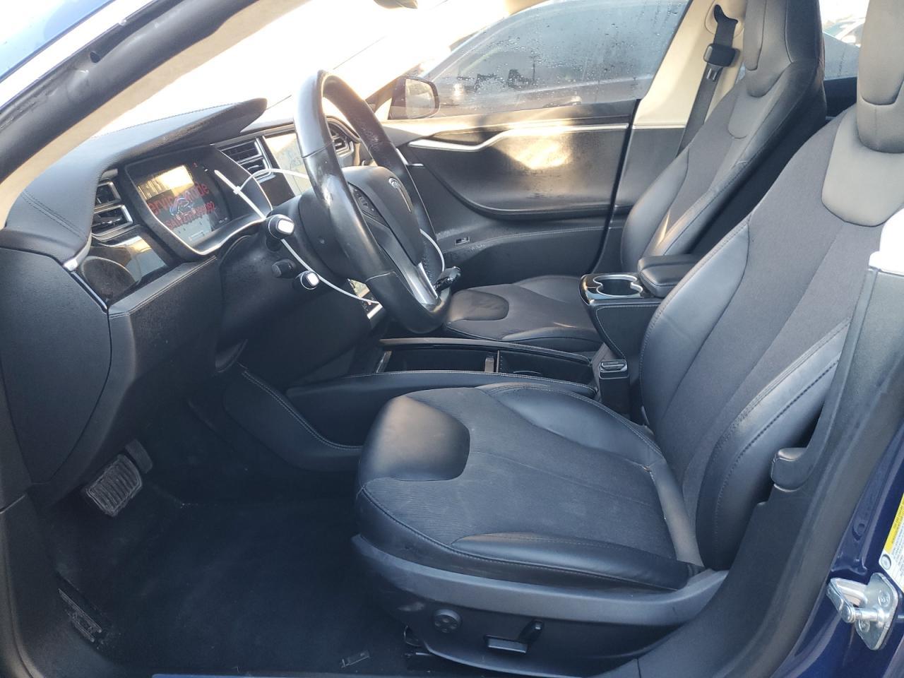 2015 Tesla Model S 90D - Фото 7