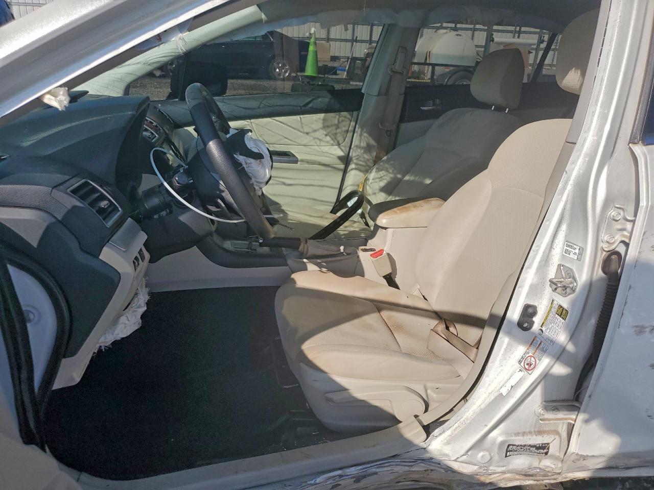 2016 Subaru Impreza Premium - Фото 7