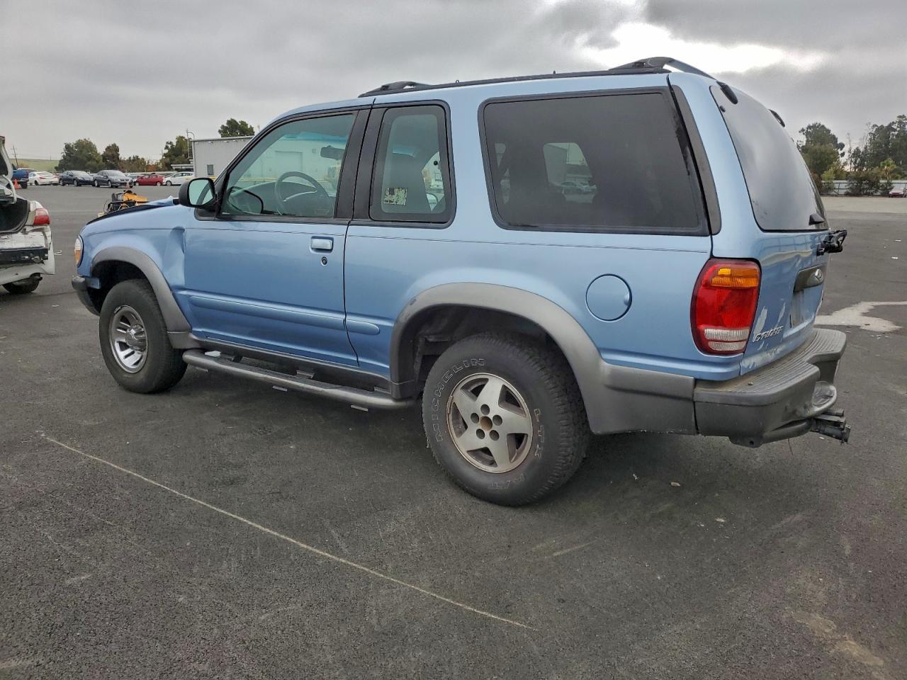 1998 Ford Explorer - Image 2