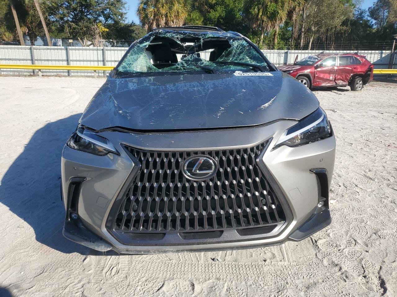2023 Lexus Nx 350 - Image 5