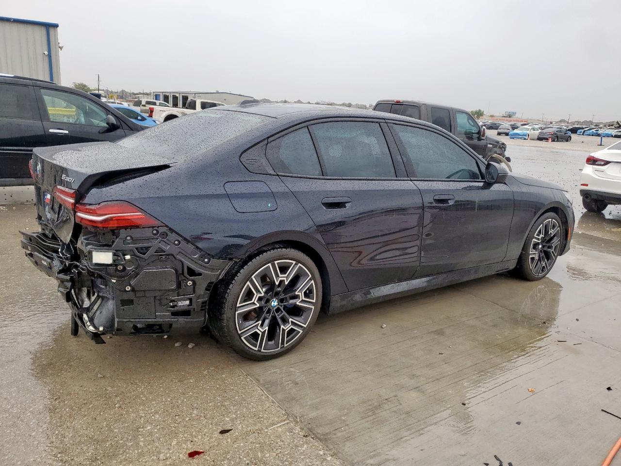 2024 BMW Motorrad 530 I - Image 3