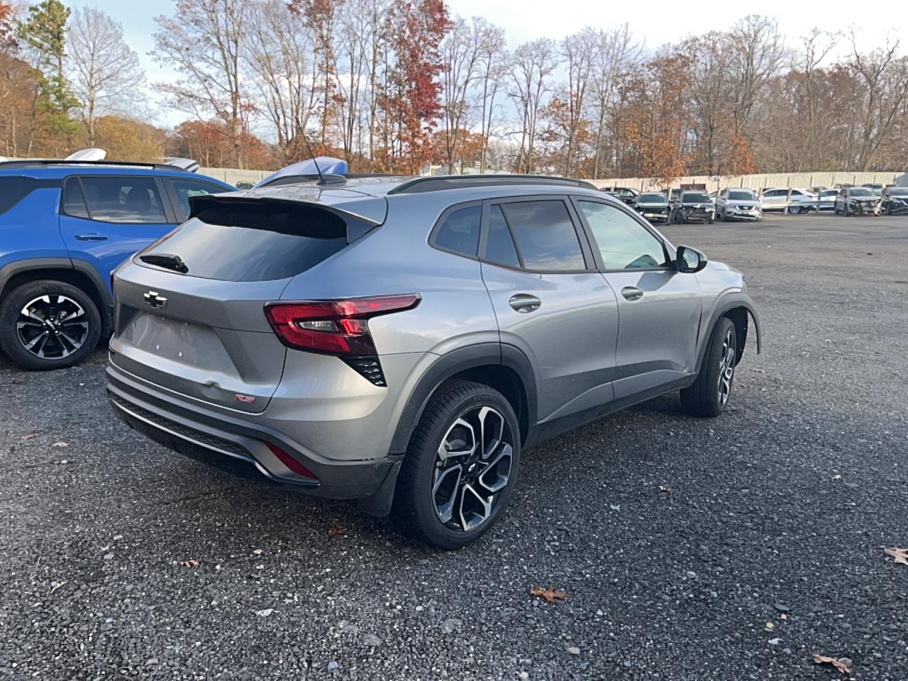 2025 Chevrolet Trax 2Rs - Image 4