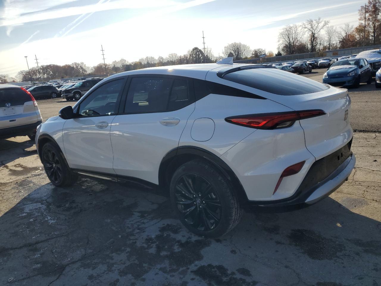 2024 Buick Envista Sport Touring - Image 2