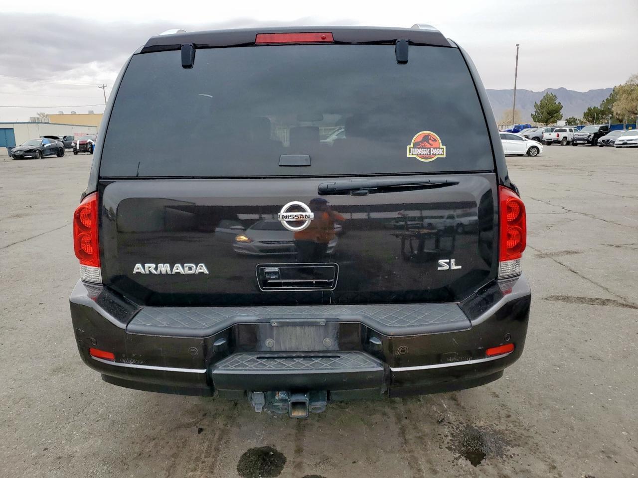 2015 Nissan Armada Sv - Image 6