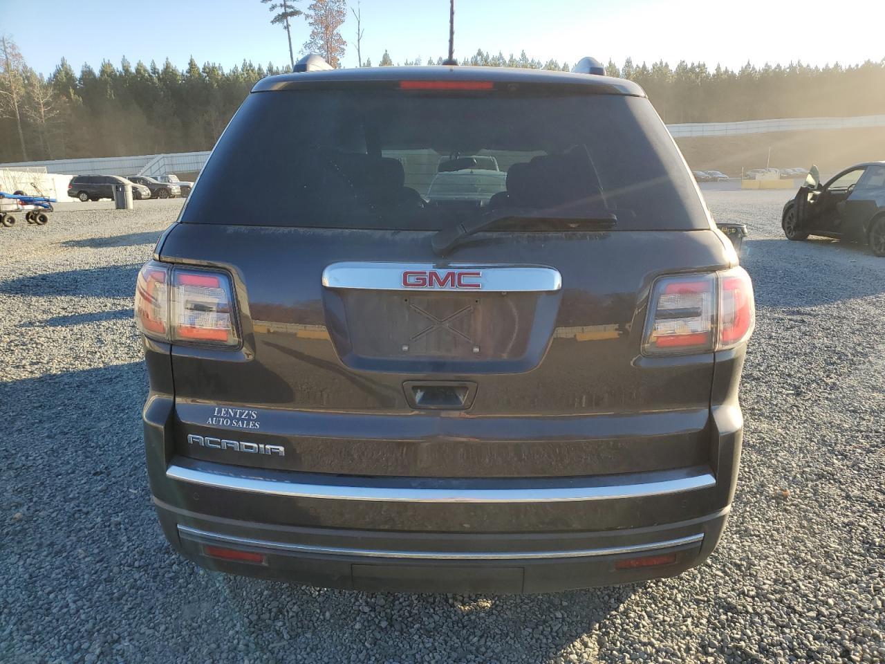 2016 GMC Acadia Sle - Image 6
