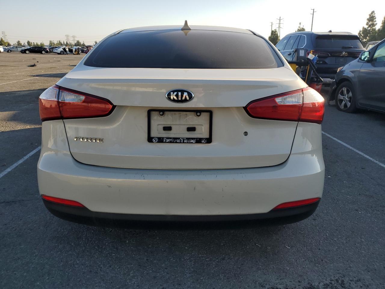 2015 Kia Forte Lx - Фото 6
