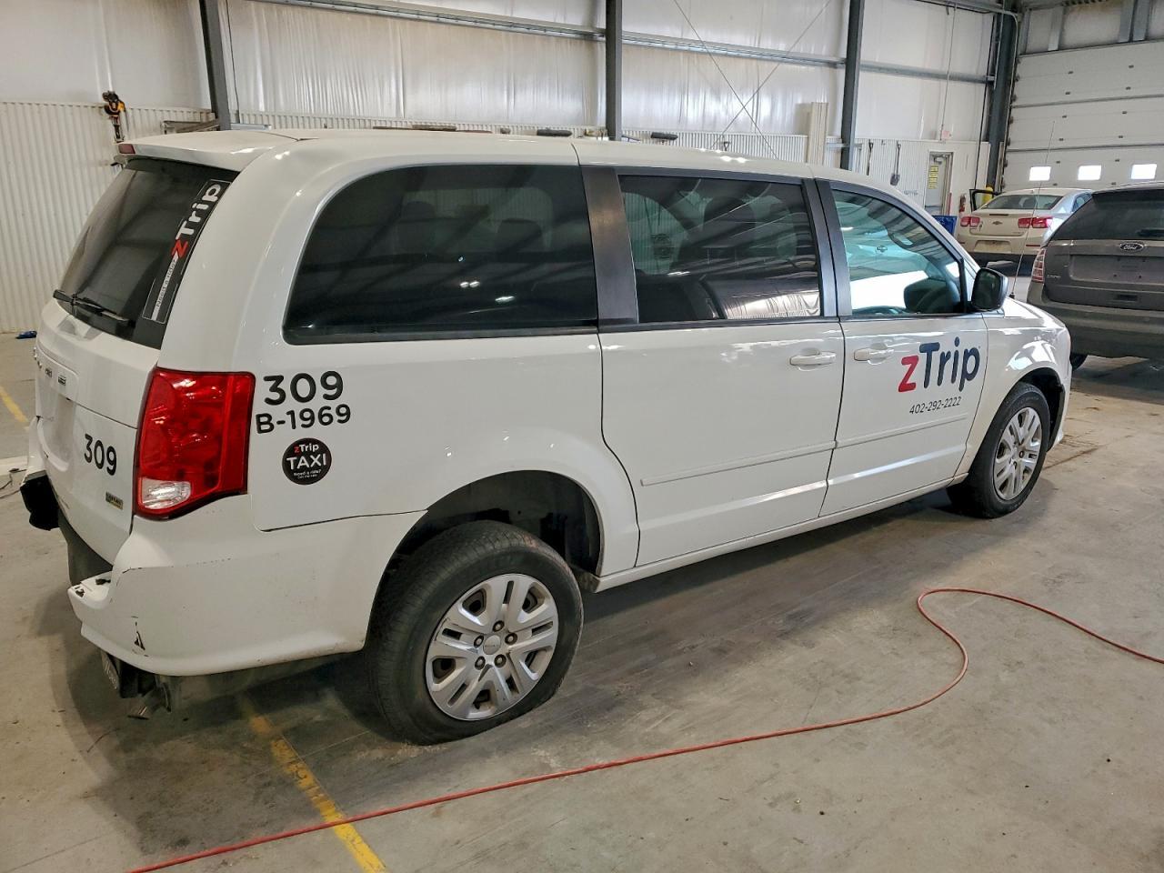 2017 Dodge Grand Caravan Se - Фото 3