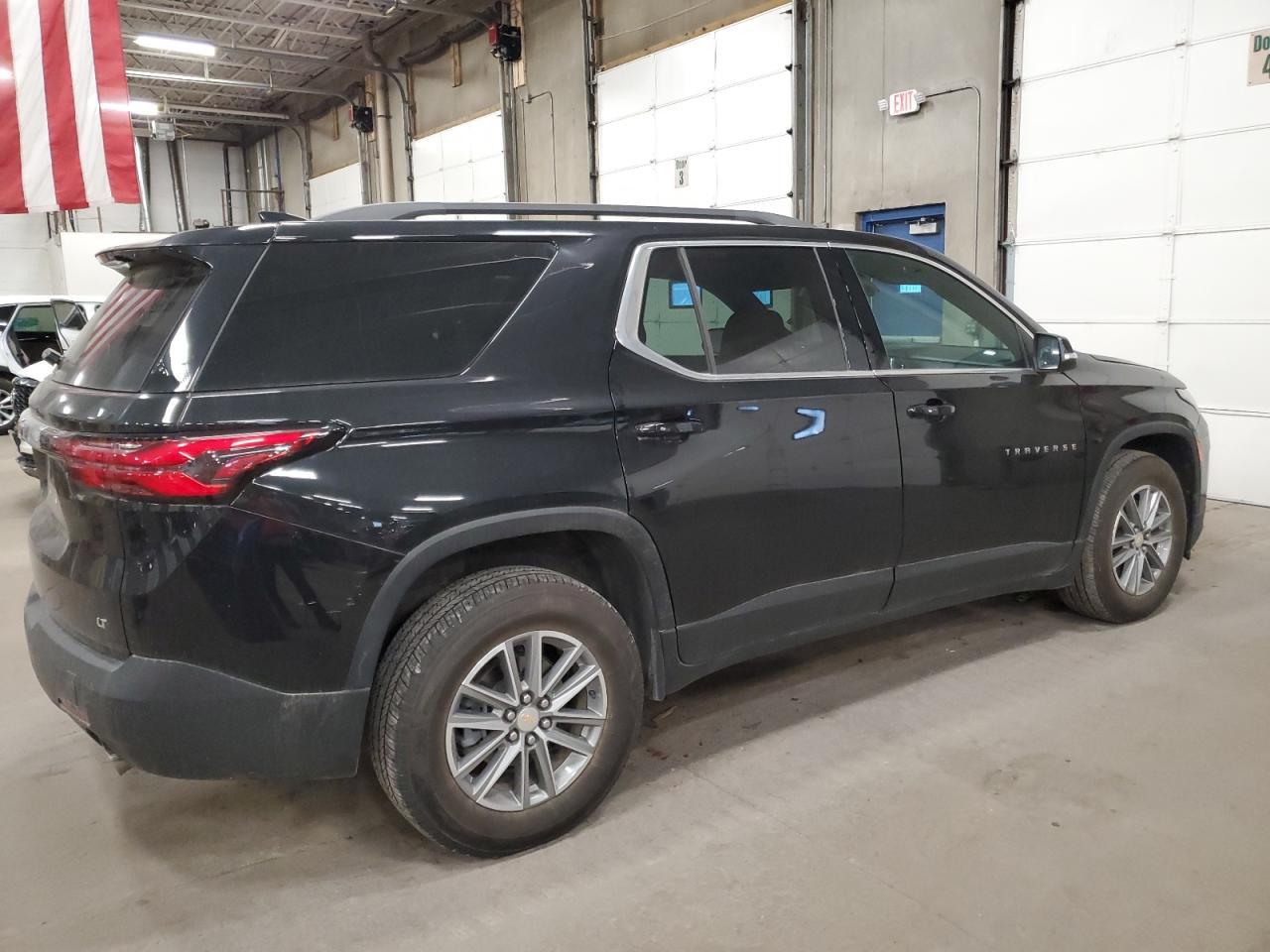 2022 Chevrolet Traverse Lt - Фото 3
