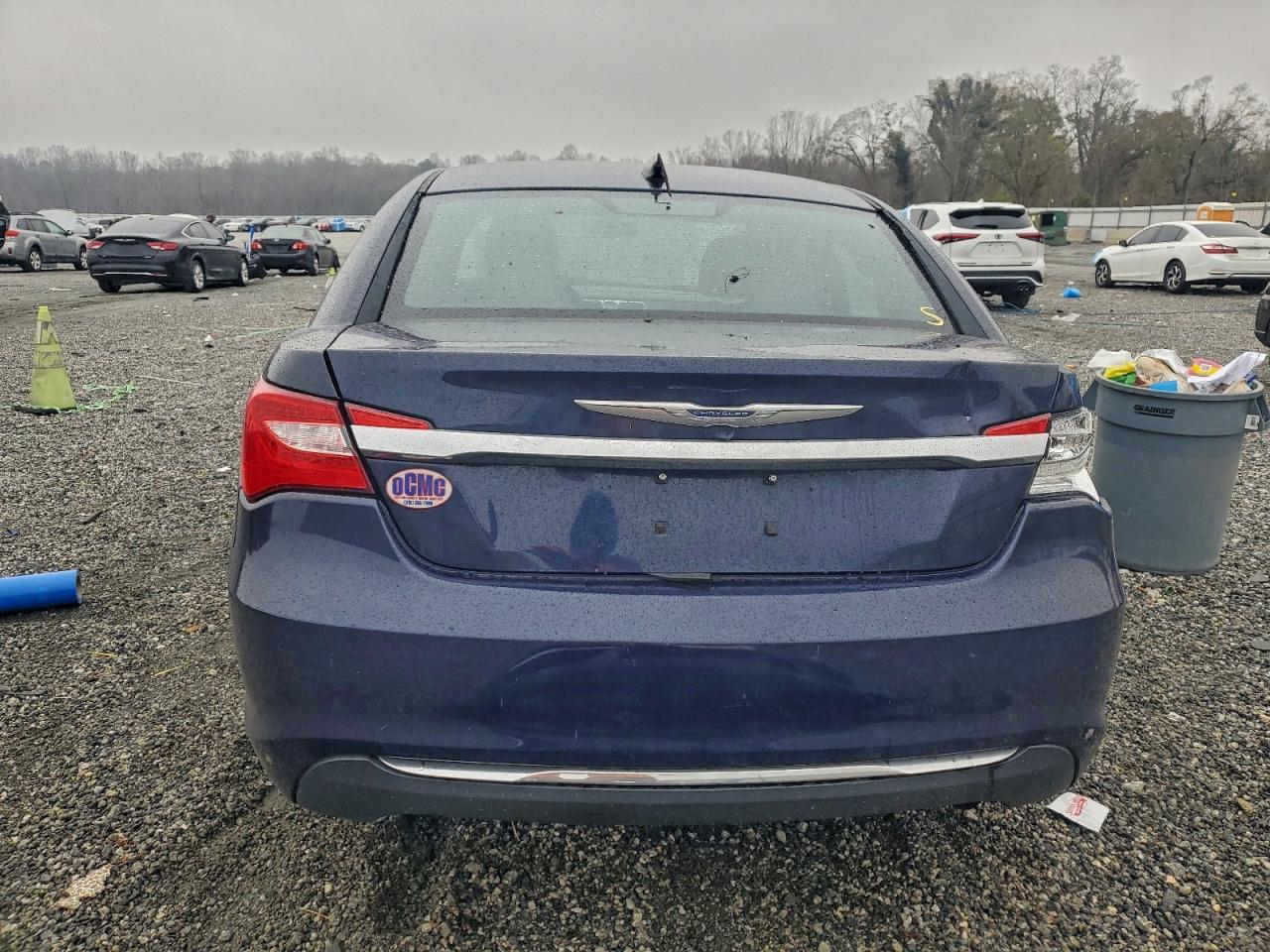 2014 Chrysler 200 Lx - Image 6
