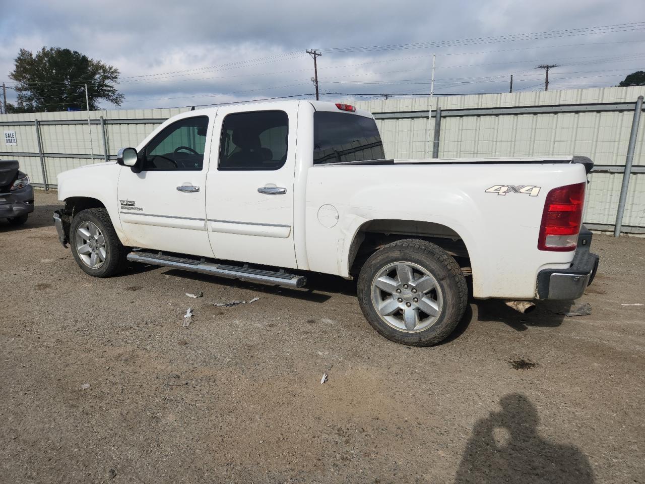 2013 GMC Sierra K1500 Sle - Image 2