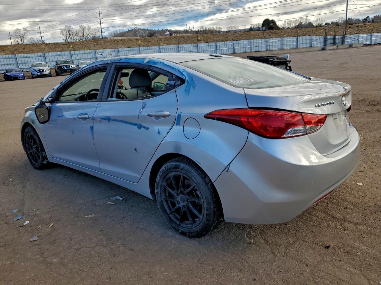 2013 Hyundai Elantra Gls - Фото 2