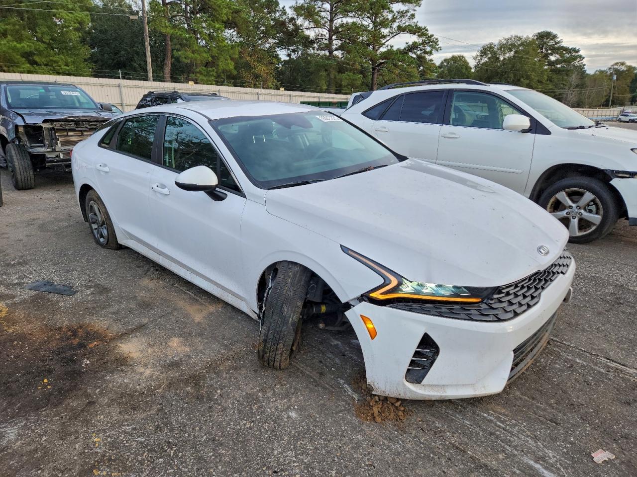 2021 Kia K5 Lxs - Фото 4