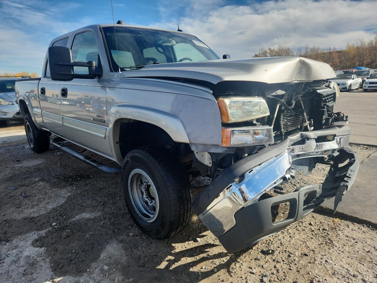 2005 Chevrolet Silverado K2500 Heavy Duty - Image 4