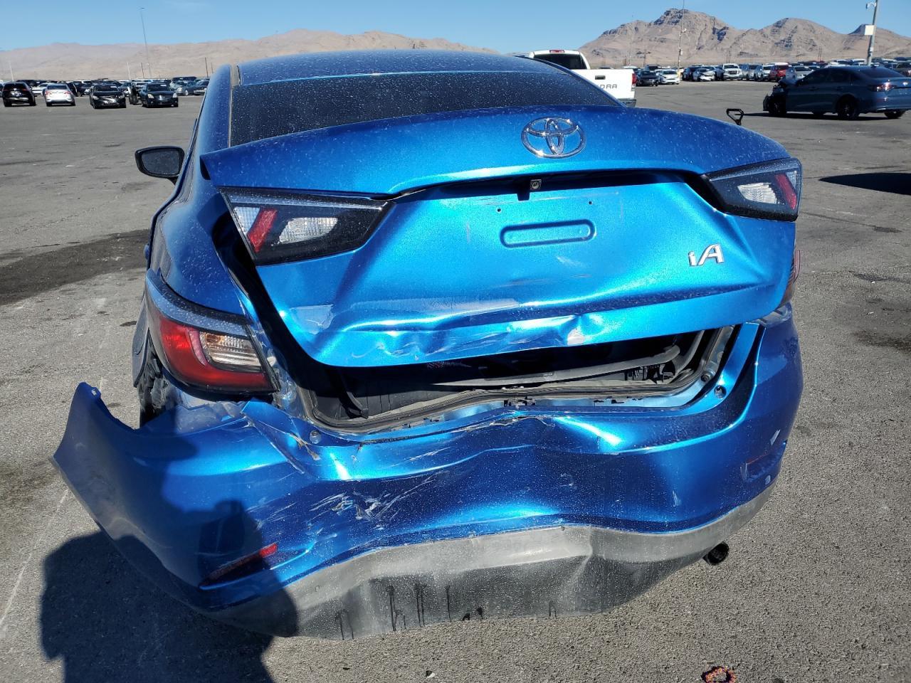 2017 Toyota Yaris Ia - Фото 6