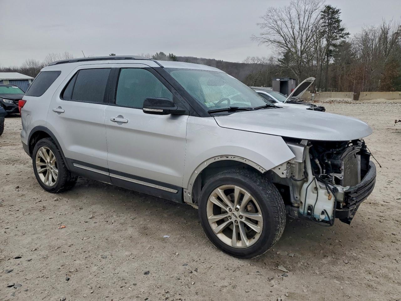 2018 Ford Explorer Xlt - Фото 4