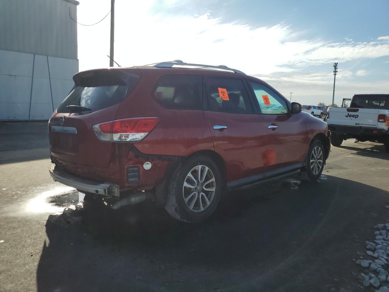 2016 Nissan Pathfinder S - Фото 3