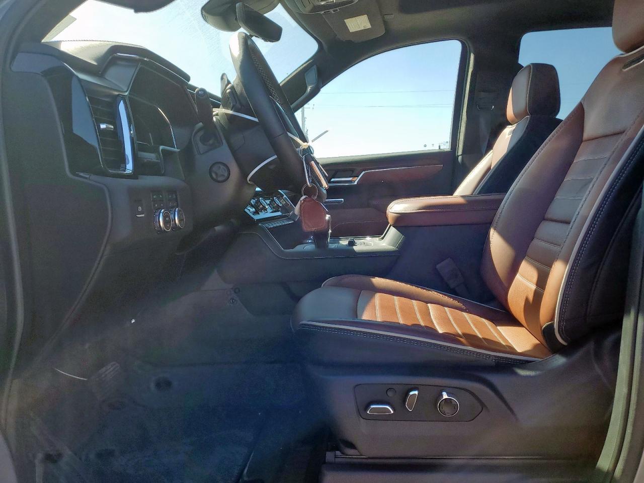 2025 GMC Sierra K1500 Denali Ultimate - Image 7