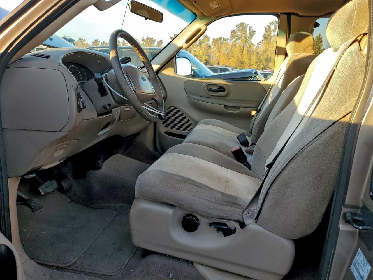 2002 Ford F150 - Фото 7